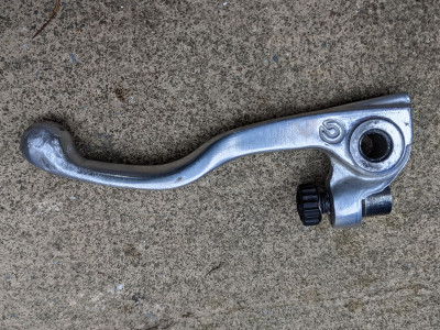 20210530_weld_short_clutch_lever_r800.jpg